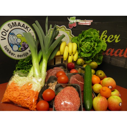 Weekpakket geldig van 6 t/m 10 december met groentetas, fruittas en vlees